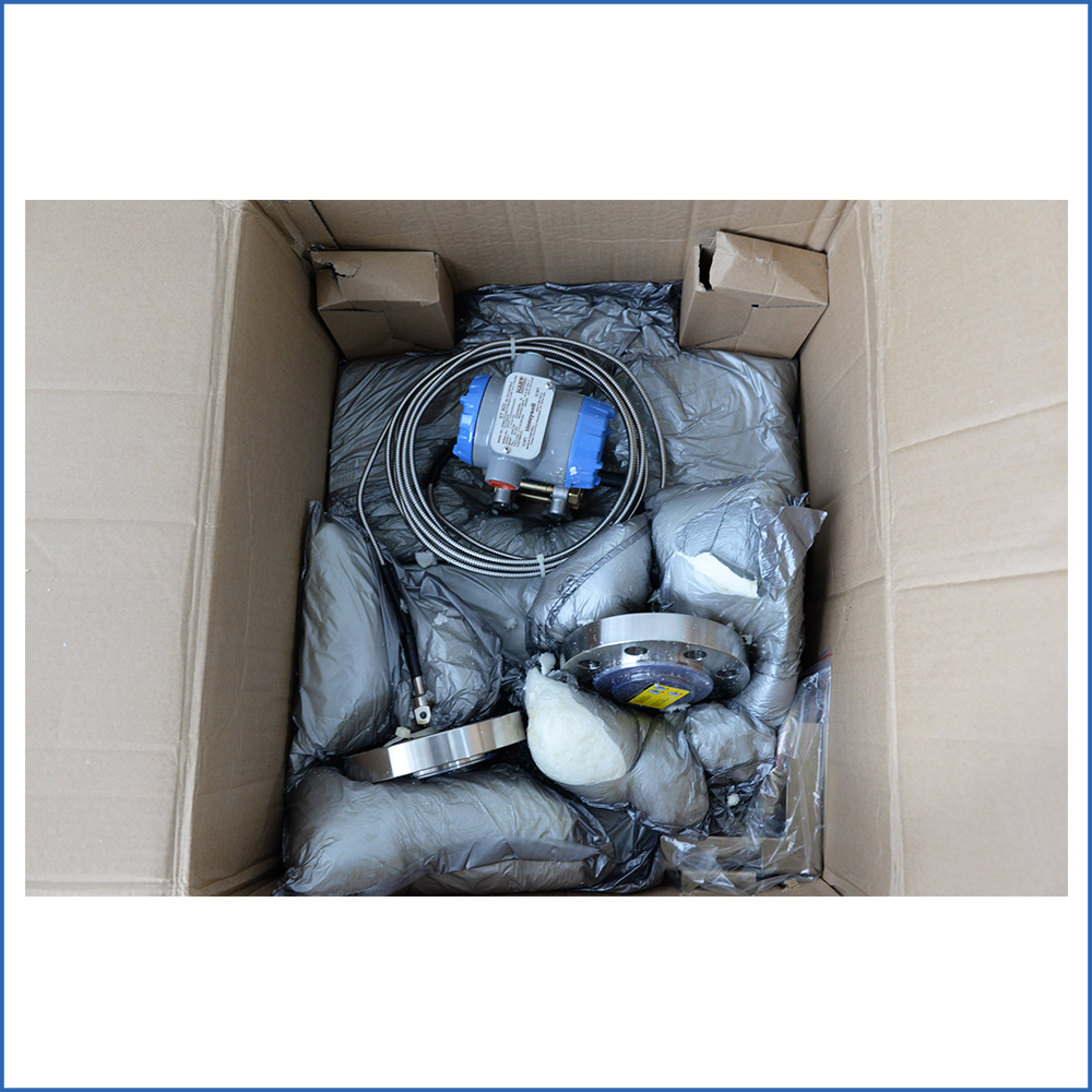 Honeywell STR84G SmartLine Remote Diaphragm Seals Pressure Transmitter